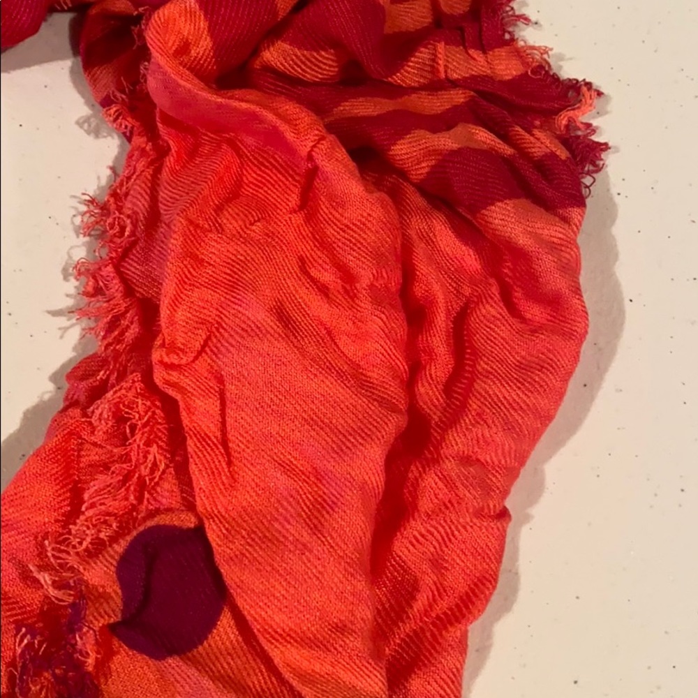 Pink infinity scarf - Picture 5 of 5